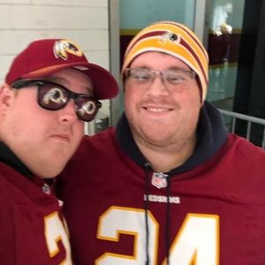 Meet your Posher, Aaron